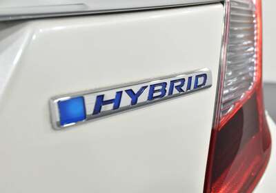 2014 HONDA FIT S HYBRID 1.5L 5 SEATER