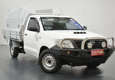 2014 TOYOTA HILUX WORKMATE