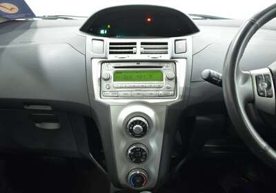 2006 TOYOTA YARIS YRS