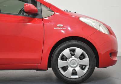 2006 TOYOTA YARIS YRS