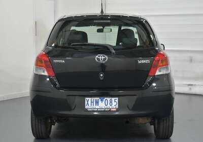 2009 TOYOTA YARIS YR