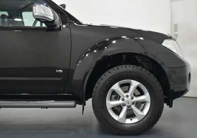 2014 NISSAN NAVARA ST-X 550 (4X4)