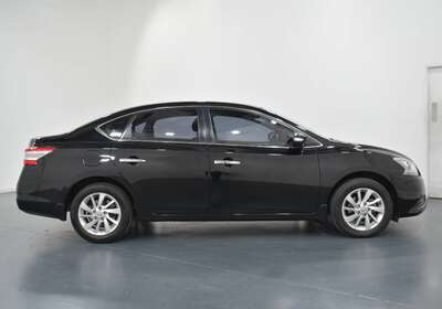 2013 NISSAN PULSAR ST