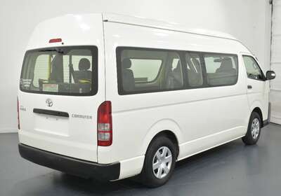 2014 TOYOTA HIACE COMMUTER