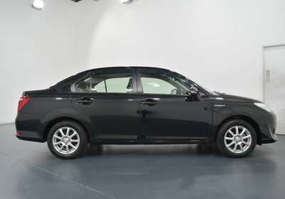 2017 TOYOTA COROLLA AXIO 1.5L HYBRID 5 SEATER