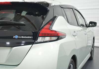 2017 NISSAN LEAF ZE1 G-EDITION ZERO EMISSION 5 SEATER