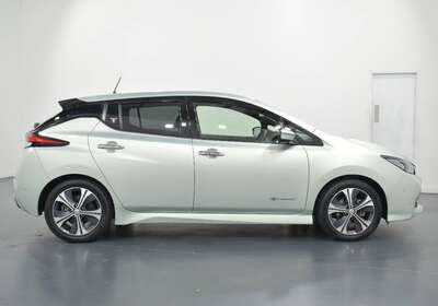 2017 NISSAN LEAF ZE1 G-EDITION ZERO EMISSION 5 SEATER