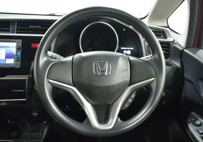 2017 HONDA FIT HYBRID 1.5L 5 SEATER