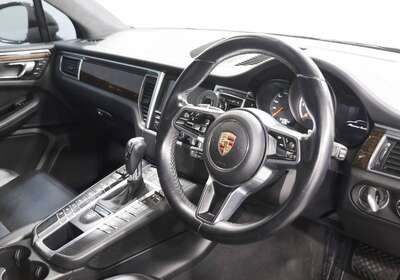 2014 PORSCHE MACAN TURBO