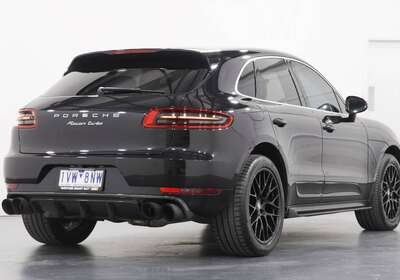 2014 PORSCHE MACAN TURBO