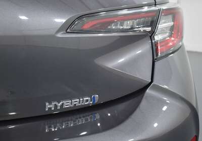 2020 TOYOTA COROLLA ASCENT SPORT HYBRID