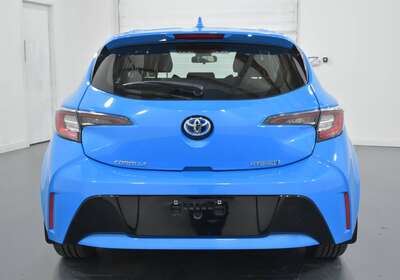 2021 TOYOTA COROLLA ASCENT SPORT HYBRID