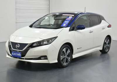 2018 NISSAN LEAF 100% ELECTRIC 5 SEATER