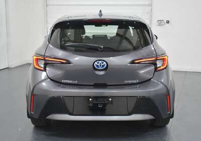 2022 TOYOTA COROLLA ASCENT SPORT HYBRID