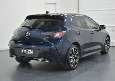 2020 TOYOTA COROLLA ZR