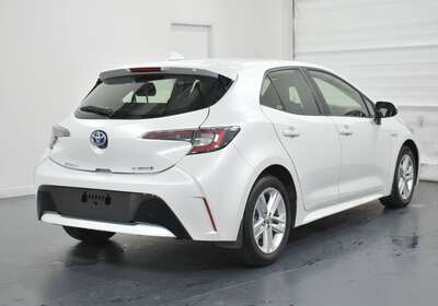 2022 TOYOTA COROLLA ASCENT SPORT HYBRID