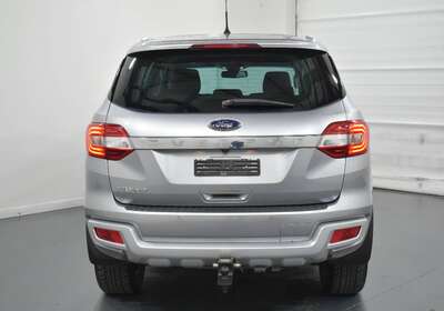 2016 FORD EVEREST TREND (RWD)