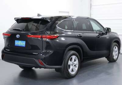 2022 TOYOTA KLUGER GX HYBRID AWD