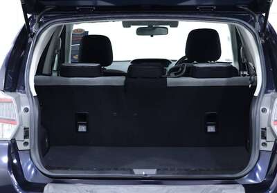 2014 SUBARU XV HYBRID 5 SEATER