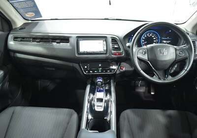 2014 HONDA VEZEL 1.5L HYBRID 5 SEATER