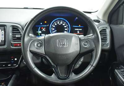 2014 HONDA VEZEL 1.5L HYBRID 5 SEATER