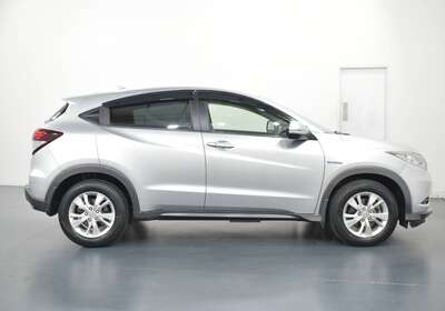 2014 HONDA VEZEL 1.5L HYBRID 5 SEATER