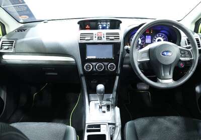 2015 SUBARU XV HYBRID 5 SEATER