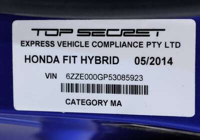 2014 HONDA FIT 1.5L HYBRID 5 SEATER