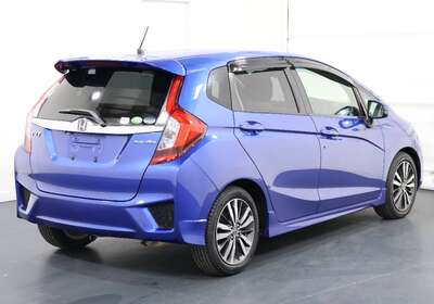 2014 HONDA FIT 1.5L HYBRID 5 SEATER