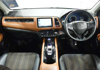 2015 HONDA VEZEL 1.5L HYBRID 5 SEATER