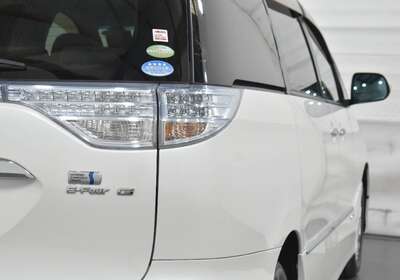 2012 TOYOTA ESTIMA HYBRID 7 SEATER