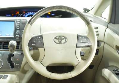 2012 TOYOTA ESTIMA HYBRID 7 SEATER