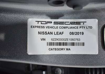 2019 NISSAN LEAF 100% ELECTRIC 5 SEATER