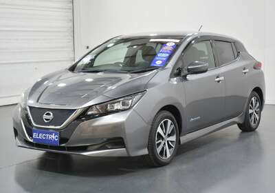 2019 NISSAN LEAF 100% ELECTRIC 5 SEATER