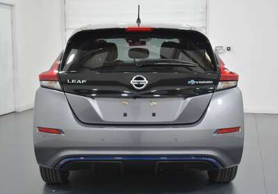 2019 NISSAN LEAF 100% ELECTRIC 5 SEATER