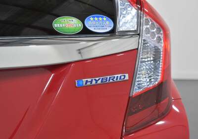 2015 HONDA FIT 1.5L HYBRID 5 SEATER