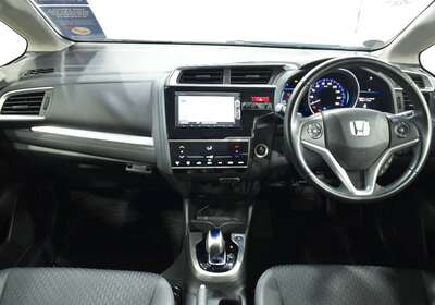 2015 HONDA FIT 1.5L HYBRID 5 SEATER