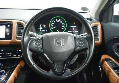 2016 HONDA VEZEL 1.5L HYBRID 5 SEATER