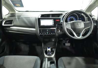 2015 HONDA FIT 1.5L HYBRID 5 SEATER