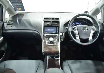 2013 TOYOTA SAI 2.4LT HYBRID 5 SEATER 