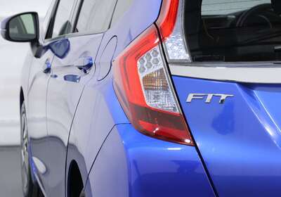 2014 HONDA FIT 1.5L HYBRID 5 SEATER