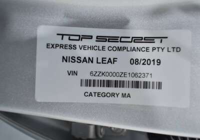 2019 NISSAN LEAF 100% ELECTRIC 5 SEATER