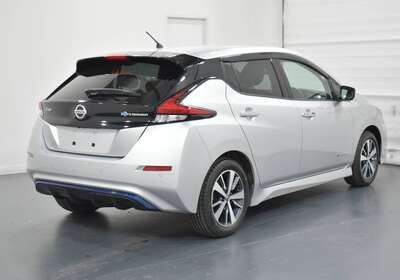 2019 NISSAN LEAF 100% ELECTRIC 5 SEATER