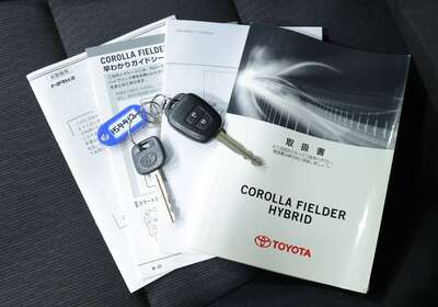 2014 TOYOTA COROLLA FIELDER 1.5L HYBRID 5 SEATER