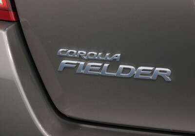 2014 TOYOTA COROLLA FIELDER 1.5L HYBRID 5 SEATER