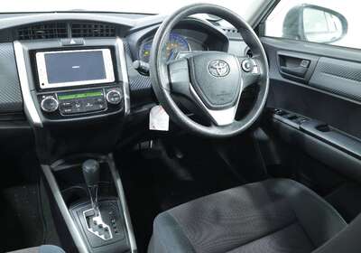 2014 TOYOTA COROLLA FIELDER 1.5L HYBRID 5 SEATER