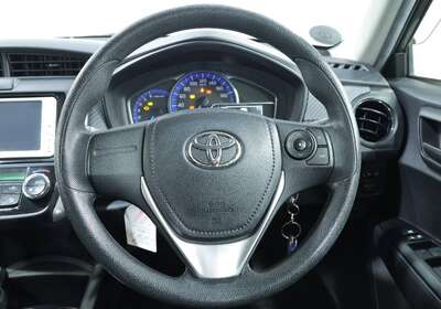 2014 TOYOTA COROLLA FIELDER 1.5L HYBRID 5 SEATER