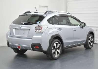 2014 SUBARU XV HYBRID 5 SEATER