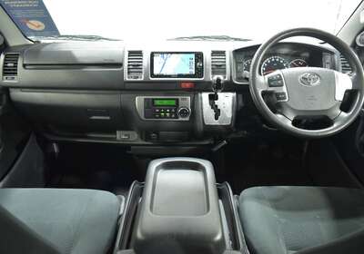 2014 TOYOTA HIACE 3.0L DIESEL 2WD 