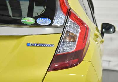 2016 HONDA FIT 1.5L HYBRID 5 SEATER